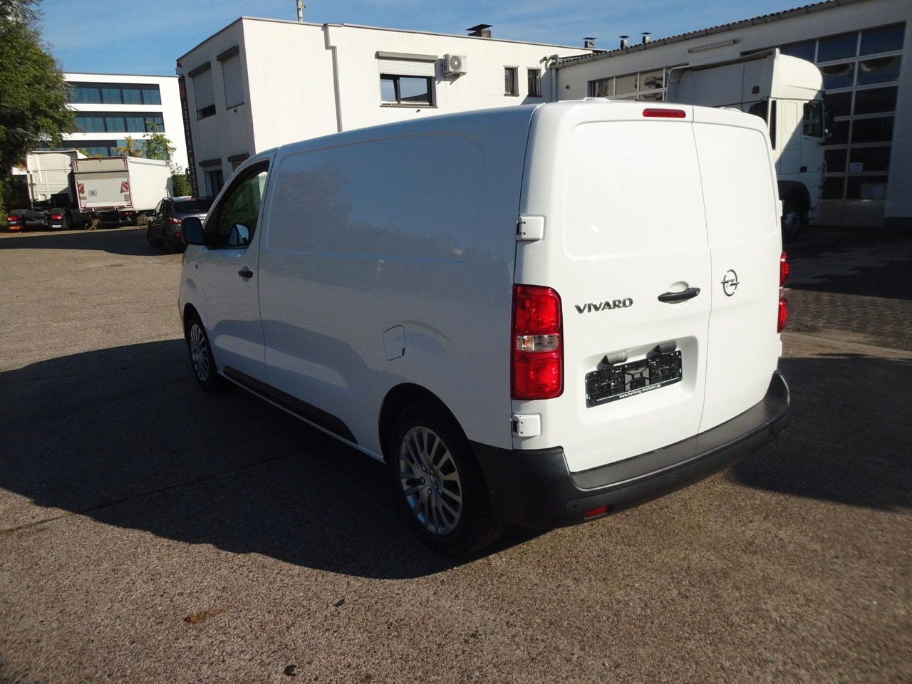 Opel Vivaro Kasten L1H1, Klima, PDC, - Pieni pakettiauto: kuva Opel Vivaro Kasten L1H1, Klima, PDC, - Pieni pakettiauto Opel Vivaro Kasten L1H1, Klima, PDC, - Pieni pakettiauto: kuva Opel Vivaro Kasten L1H1, Klima, PDC, - Pieni pakettiauto