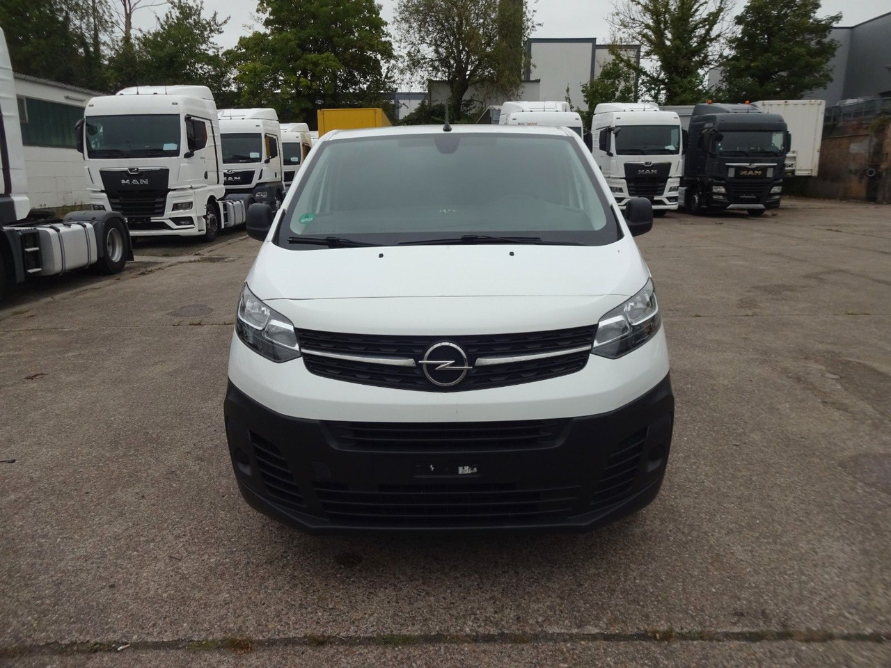 Opel Vivaro Kasten L1H1, Klima, PDC, - Pieni pakettiauto: kuva Opel Vivaro Kasten L1H1, Klima, PDC, - Pieni pakettiauto Opel Vivaro Kasten L1H1, Klima, PDC, - Pieni pakettiauto: kuva Opel Vivaro Kasten L1H1, Klima, PDC, - Pieni pakettiauto