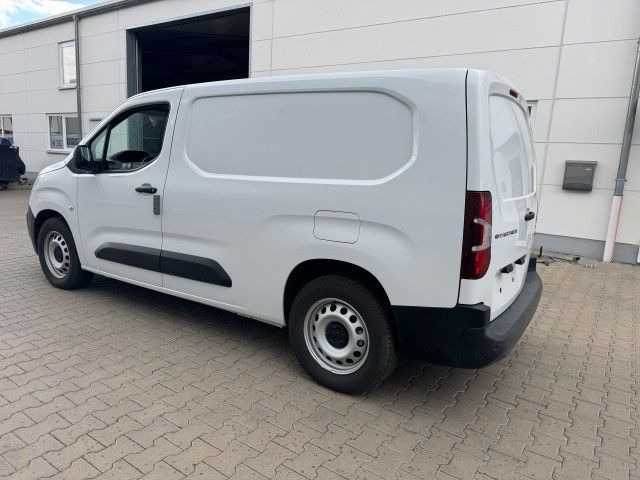 Peugeot Partner Premium Elektro, L3H1, 100 kW, Kamera - Pieni pakettiauto, Sähköpakettiauto: kuva Peugeot Partner Premium Elektro, L3H1, 100 kW, Kamera - Pieni pakettiauto, Sähköpakettiauto Peugeot Partner Premium Elektro, L3H1, 100 kW, Kamera - Pieni pakettiauto, Sähköpakettiauto: kuva Peugeot Partner Premium Elektro, L3H1, 100 kW, Kamera - Pieni pakettiauto, Sähköpakettiauto