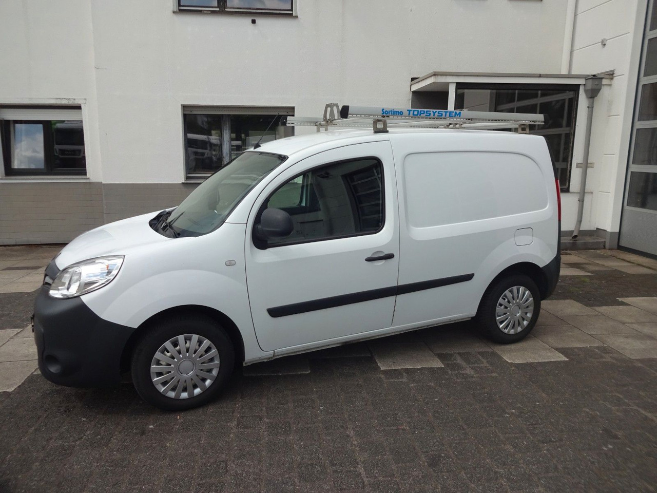 Renault Kangoo Rapid Extra, L1H1, Klima, Sortimo - Pikkubussi: kuva Renault Kangoo Rapid Extra, L1H1, Klima, Sortimo - Pikkubussi Renault Kangoo Rapid Extra, L1H1, Klima, Sortimo - Pikkubussi: kuva Renault Kangoo Rapid Extra, L1H1, Klima, Sortimo - Pikkubussi