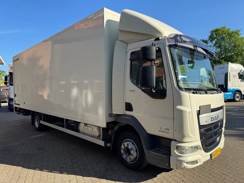DAF LF 210 12T Airco 7.3M Koffer LBW 449.300KM NL Truck - Umpikori kuorma-auto: kuva DAF LF 210 12T Airco 7.3M Koffer LBW 449.300KM NL Truck - Umpikori kuorma-auto DAF LF 210 12T Airco 7.3M Koffer LBW 449.300KM NL Truck - Umpikori kuorma-auto: kuva DAF LF 210 12T Airco 7.3M Koffer LBW 449.300KM NL Truck - Umpikori kuorma-auto