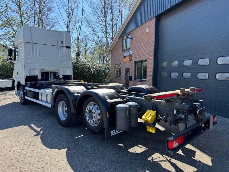 DAF XF 480 6X2 SSC FAR BDF Retarder Top zustand! - Konttialus/ Vaihtokuormatilat kuorma-auto: kuva DAF XF 480 6X2 SSC FAR BDF Retarder Top zustand! - Konttialus/ Vaihtokuormatilat kuorma-auto DAF XF 480 6X2 SSC FAR BDF Retarder Top zustand! - Konttialus/ Vaihtokuormatilat kuorma-auto: kuva DAF XF 480 6X2 SSC FAR BDF Retarder Top zustand! - Konttialus/ Vaihtokuormatilat kuorma-auto