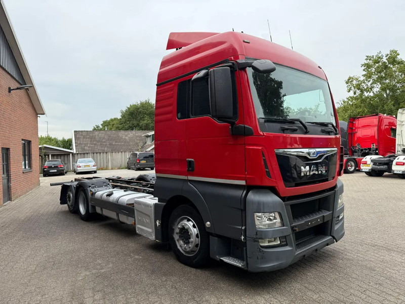 MAN TGX 26.400 6X2 Chassis cabine AHK Airco - Kuorma-auto alusta: kuva MAN TGX 26.400 6X2 Chassis cabine AHK Airco - Kuorma-auto alusta MAN TGX 26.400 6X2 Chassis cabine AHK Airco - Kuorma-auto alusta: kuva MAN TGX 26.400 6X2 Chassis cabine AHK Airco - Kuorma-auto alusta