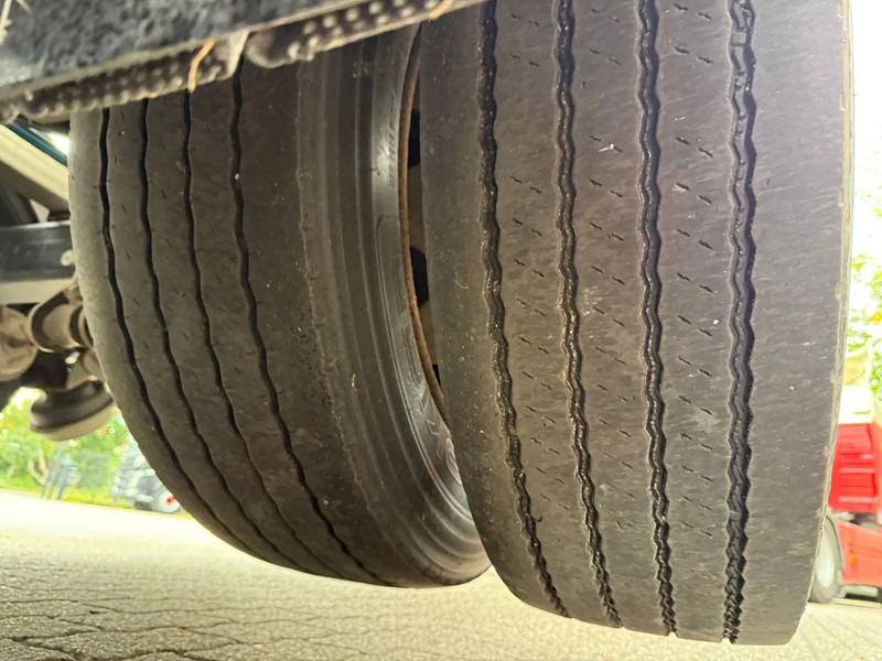 Säiliöperävaunu Magyar VM Tarm 19.000L RVS/INOX Melk/Milk/Milch Food 4 Rooms Liftas Nieuwe APK tot 23-7-2026: kuva Säiliöperävaunu Magyar VM Tarm 19.000L RVS/INOX Melk/Milk/Milch Food 4 Rooms Liftas Nieuwe APK tot 23-7-2026