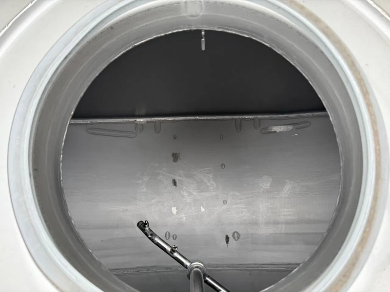 Säiliöperävaunu Magyar VM Tarm 19.000L RVS/INOX Melk/Milk/Milch Food 4 Rooms Liftas Nieuwe APK tot 23-7-2026: kuva Säiliöperävaunu Magyar VM Tarm 19.000L RVS/INOX Melk/Milk/Milch Food 4 Rooms Liftas Nieuwe APK tot 23-7-2026