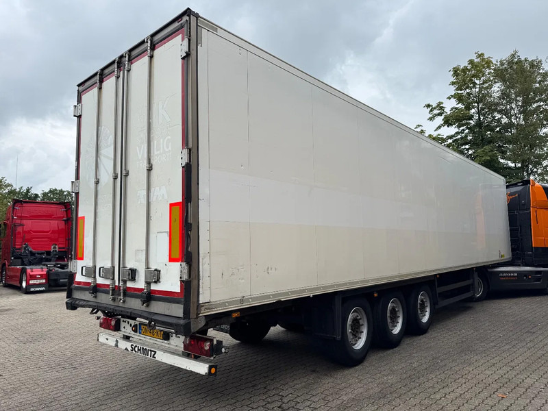 Schmitz Cargobull SKO 24 5x Meatrails Rohrbahnen Fleisch Carrier Vector 1950MT - Isoterminen puoliperävaunu: kuva Schmitz Cargobull SKO 24 5x Meatrails Rohrbahnen Fleisch Carrier Vector 1950MT - Isoterminen puoliperävaunu Schmitz Cargobull SKO 24 5x Meatrails Rohrbahnen Fleisch Carrier Vector 1950MT - Isoterminen puoliperävaunu: kuva Schmitz Cargobull SKO 24 5x Meatrails Rohrbahnen Fleisch Carrier Vector 1950MT - Isoterminen puoliperävaunu