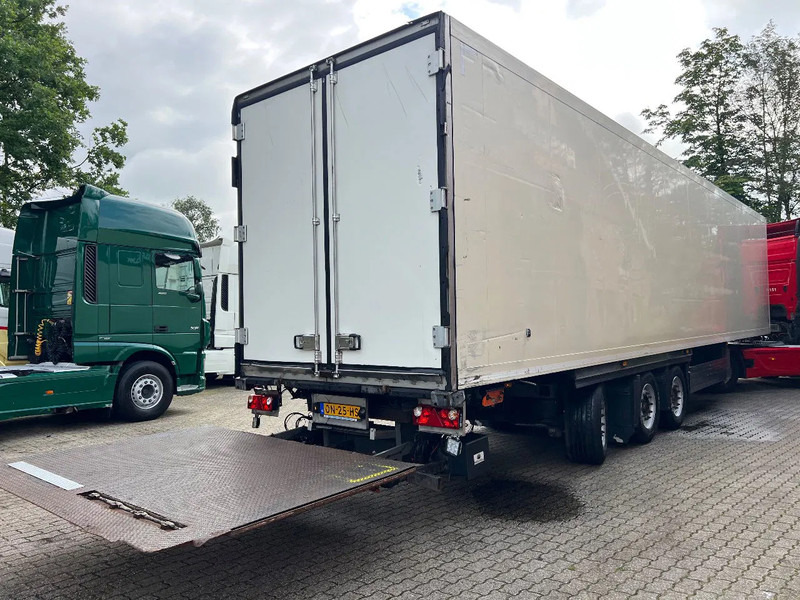 Schmitz Cargobull SKO 24 Thermo King SLX Spectrum Multitemp Stuuras LBW - Isoterminen puoliperävaunu: kuva Schmitz Cargobull SKO 24 Thermo King SLX Spectrum Multitemp Stuuras LBW - Isoterminen puoliperävaunu Schmitz Cargobull SKO 24 Thermo King SLX Spectrum Multitemp Stuuras LBW - Isoterminen puoliperävaunu: kuva Schmitz Cargobull SKO 24 Thermo King SLX Spectrum Multitemp Stuuras LBW - Isoterminen puoliperävaunu