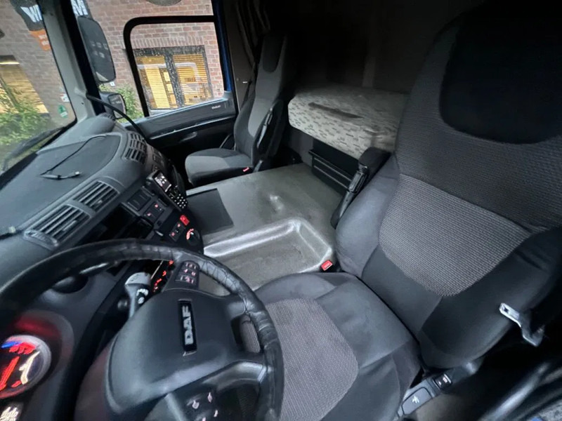 DAF CF 400 Space Cab NL Truck 764.313KM - Vetopöytäauto: kuva DAF CF 400 Space Cab NL Truck 764.313KM - Vetopöytäauto DAF CF 400 Space Cab NL Truck 764.313KM - Vetopöytäauto: kuva DAF CF 400 Space Cab NL Truck 764.313KM - Vetopöytäauto