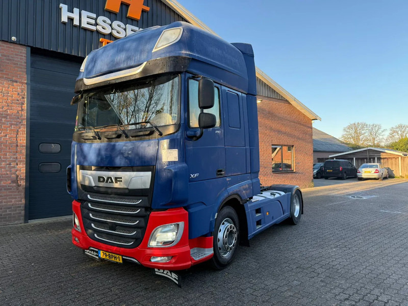 DAF XF 450 Super Space Cab + Gardner Denver XK18 Silo Compressor Alcoa LED Standklima NL Truck APK 03-2026 - Vetopöytäauto: kuva DAF XF 450 Super Space Cab + Gardner Denver XK18 Silo Compressor Alcoa LED Standklima NL Truck APK 03-2026 - Vetopöytäauto DAF XF 450 Super Space Cab + Gardner Denver XK18 Silo Compressor Alcoa LED Standklima NL Truck APK 03-2026 - Vetopöytäauto: kuva DAF XF 450 Super Space Cab + Gardner Denver XK18 Silo Compressor Alcoa LED Standklima NL Truck APK 03-2026 - Vetopöytäauto