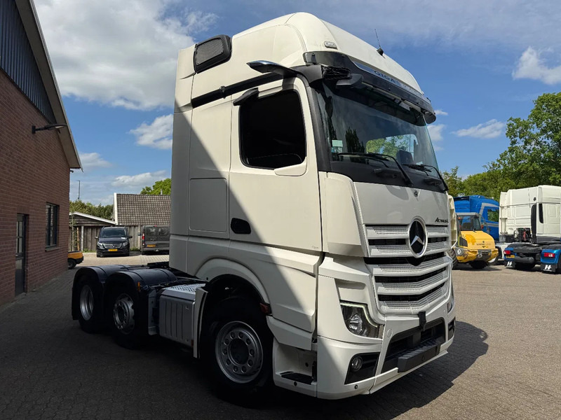 Mercedes-Benz Actros 2545 6X2 Gigaspace Gestuurde voorloopas NL Truck 327.240KM - Vetopöytäauto: kuva Mercedes-Benz Actros 2545 6X2 Gigaspace Gestuurde voorloopas NL Truck 327.240KM - Vetopöytäauto Mercedes-Benz Actros 2545 6X2 Gigaspace Gestuurde voorloopas NL Truck 327.240KM - Vetopöytäauto: kuva Mercedes-Benz Actros 2545 6X2 Gigaspace Gestuurde voorloopas NL Truck 327.240KM - Vetopöytäauto