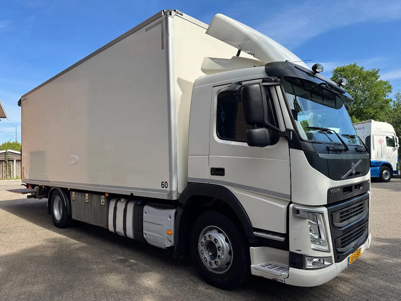 Volvo FM 13 420 4X2 7.5M Koffer AHK 2.500KG LBW NL Truck - Umpikori kuorma-auto: kuva Volvo FM 13 420 4X2 7.5M Koffer AHK 2.500KG LBW NL Truck - Umpikori kuorma-auto Volvo FM 13 420 4X2 7.5M Koffer AHK 2.500KG LBW NL Truck - Umpikori kuorma-auto: kuva Volvo FM 13 420 4X2 7.5M Koffer AHK 2.500KG LBW NL Truck - Umpikori kuorma-auto
