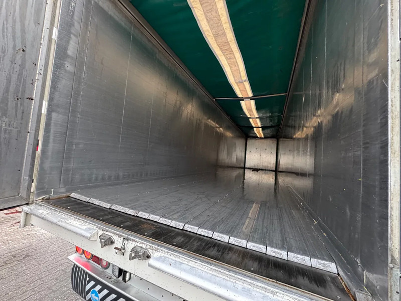 Leasing kraker CF 200 92m3 Agrar Lenkachse/Steering axle Hogedrukreiniger kraker CF 200 92m3 Agrar Lenkachse/Steering axle Hogedrukreiniger: kuva Leasing kraker CF 200 92m3 Agrar Lenkachse/Steering axle Hogedrukreiniger kraker CF 200 92m3 Agrar Lenkachse/Steering axle Hogedrukreiniger