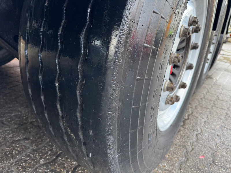 Leasing kraker CF 200 92m3 Agrar Lenkachse/Steering axle Hogedrukreiniger kraker CF 200 92m3 Agrar Lenkachse/Steering axle Hogedrukreiniger: kuva Leasing kraker CF 200 92m3 Agrar Lenkachse/Steering axle Hogedrukreiniger kraker CF 200 92m3 Agrar Lenkachse/Steering axle Hogedrukreiniger