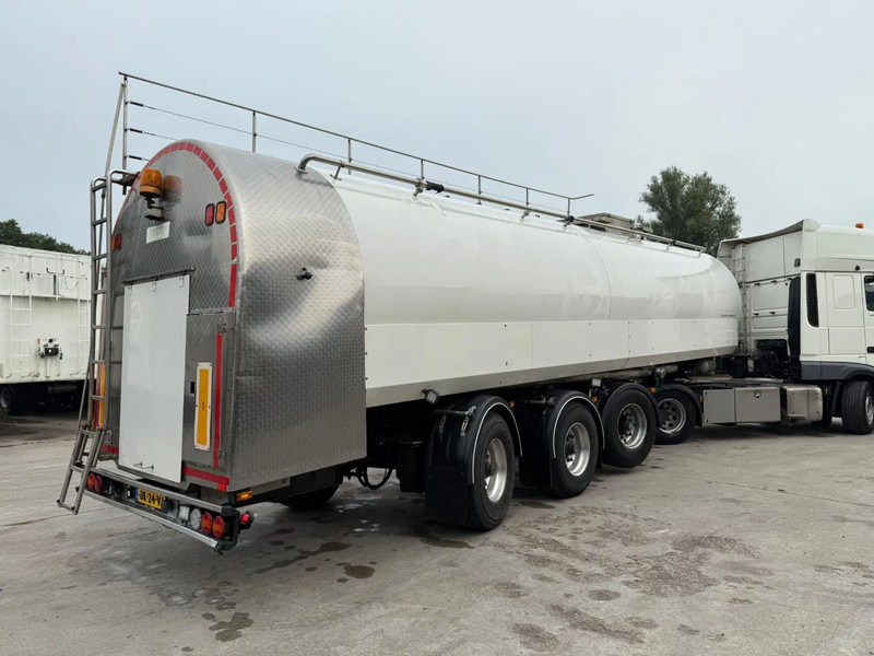 Lako 34.000L RVS/Edelstahl Melk/Milch/Food/Lebensmittel 2X Stuuras - Säiliöpuoliperävaunu: kuva lako 34.000L RVS/Edelstahl Melk/Milch/Food/Lebensmittel 2X Stuuras - Säiliöpuoliperävaunu Lako 34.000L RVS/Edelstahl Melk/Milch/Food/Lebensmittel 2X Stuuras - Säiliöpuoliperävaunu: kuva lako 34.000L RVS/Edelstahl Melk/Milch/Food/Lebensmittel 2X Stuuras - Säiliöpuoliperävaunu