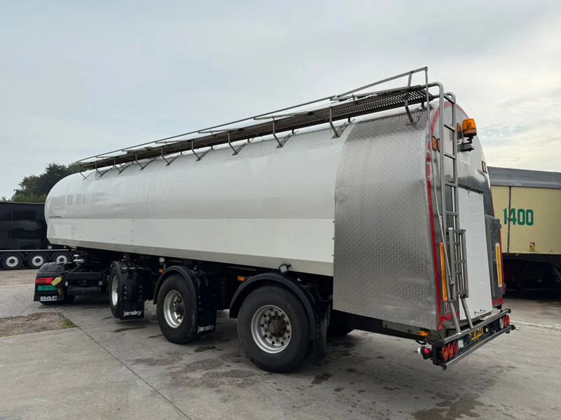 Lako 34.000L RVS/Edelstahl Melk/Milch/Food/Lebensmittel 2X Stuuras - Säiliöpuoliperävaunu: kuva lako 34.000L RVS/Edelstahl Melk/Milch/Food/Lebensmittel 2X Stuuras - Säiliöpuoliperävaunu Lako 34.000L RVS/Edelstahl Melk/Milch/Food/Lebensmittel 2X Stuuras - Säiliöpuoliperävaunu: kuva lako 34.000L RVS/Edelstahl Melk/Milch/Food/Lebensmittel 2X Stuuras - Säiliöpuoliperävaunu