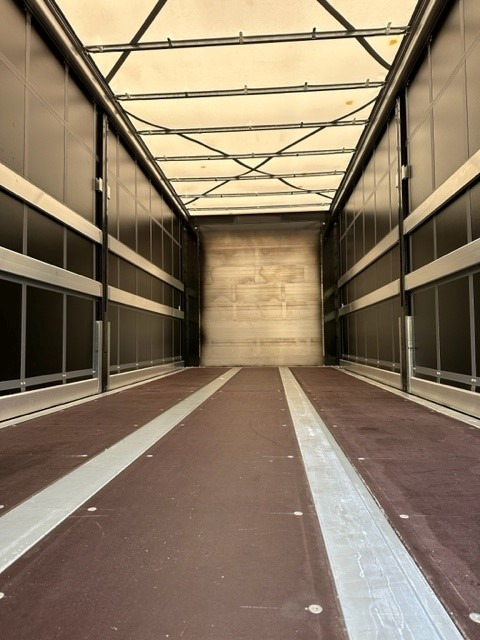 Kögel BDF-System, 7.450 mm lang - Vaihtokori - pressukapelli: kuva Kögel BDF-System, 7.450 mm lang - Vaihtokori - pressukapelli Kögel BDF-System, 7.450 mm lang - Vaihtokori - pressukapelli: kuva Kögel BDF-System, 7.450 mm lang - Vaihtokori - pressukapelli