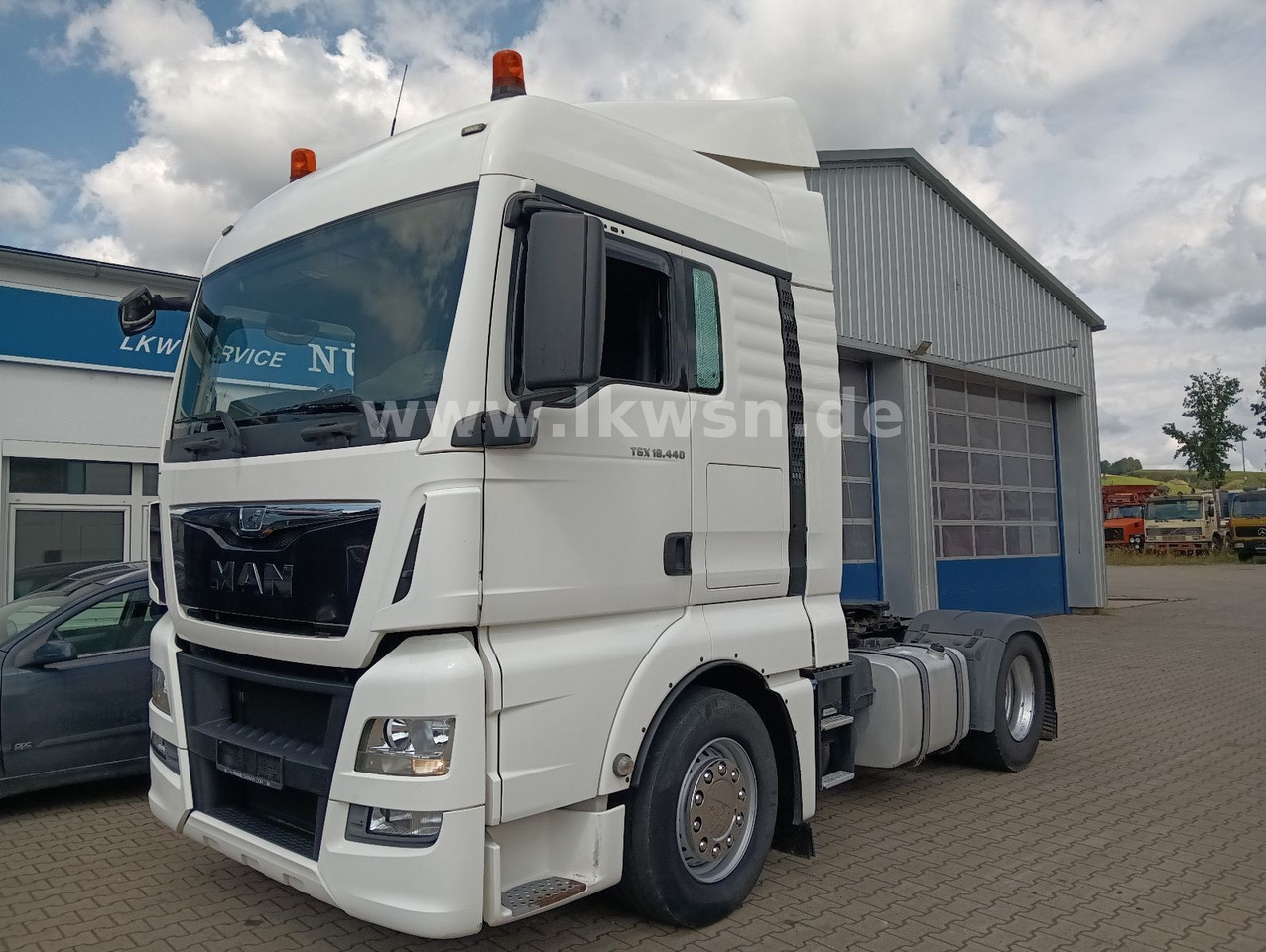 MAN TGX 18:440 FLT XLX 2xTank Klima Spoiler Kühlbox MAN TGX 18:440 FLT XLX 2xTank Klima Spoiler Kühlbox - Vetopöytäauto: kuva MAN TGX 18:440 FLT XLX 2xTank Klima Spoiler Kühlbox MAN TGX 18:440 FLT XLX 2xTank Klima Spoiler Kühlbox - Vetopöytäauto MAN TGX 18:440 FLT XLX 2xTank Klima Spoiler Kühlbox MAN TGX 18:440 FLT XLX 2xTank Klima Spoiler Kühlbox - Vetopöytäauto: kuva MAN TGX 18:440 FLT XLX 2xTank Klima Spoiler Kühlbox MAN TGX 18:440 FLT XLX 2xTank Klima Spoiler Kühlbox - Vetopöytäauto