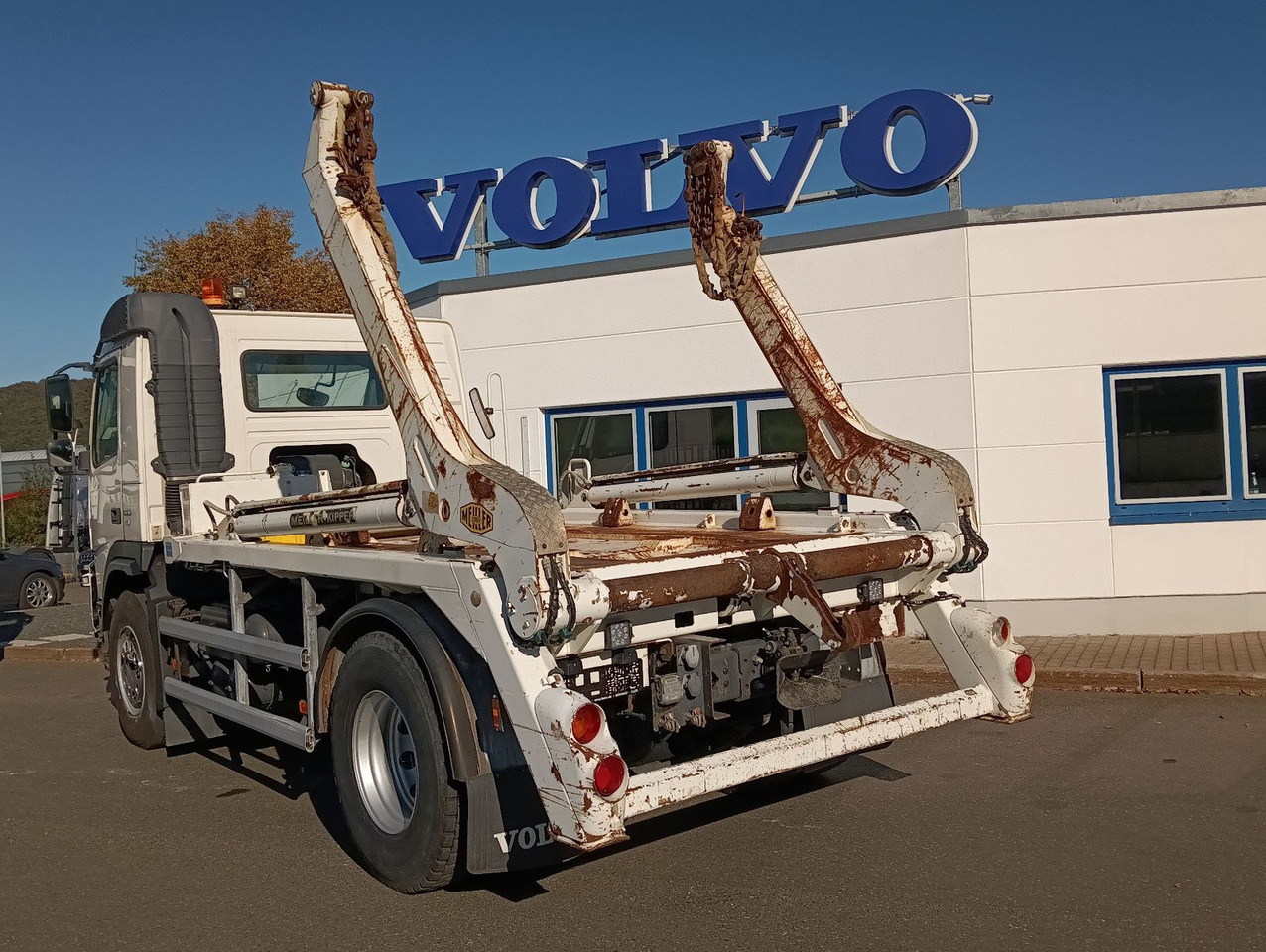 Volvo FMX 330 4x2 MEILLER TAK10 VOLVO Service TOP! EEV - Kippiauto kuorma-auto: kuva Volvo FMX 330 4x2 MEILLER TAK10 VOLVO Service TOP! EEV - Kippiauto kuorma-auto Volvo FMX 330 4x2 MEILLER TAK10 VOLVO Service TOP! EEV - Kippiauto kuorma-auto: kuva Volvo FMX 330 4x2 MEILLER TAK10 VOLVO Service TOP! EEV - Kippiauto kuorma-auto