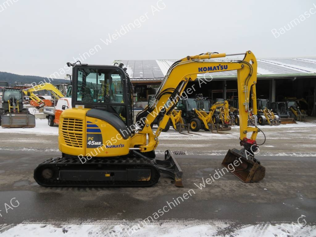 Komatsu PC 45 MR-5 - Minikuormaaja: kuva Komatsu PC 45 MR-5 - Minikuormaaja Komatsu PC 45 MR-5 - Minikuormaaja: kuva Komatsu PC 45 MR-5 - Minikuormaaja