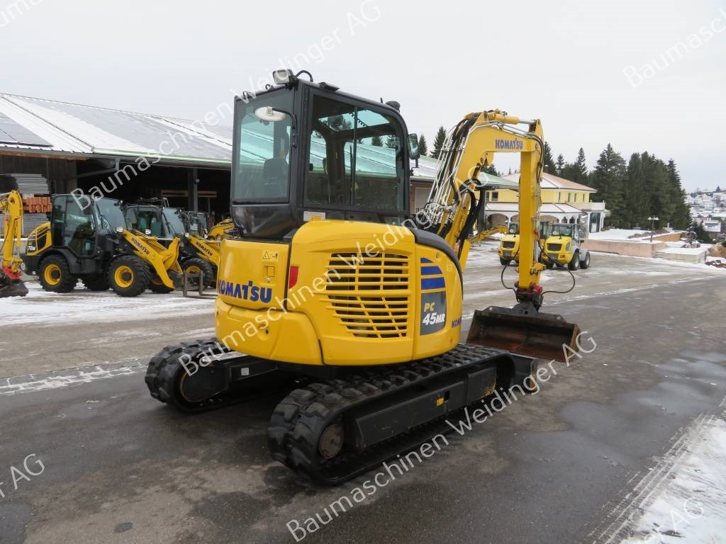 Komatsu PC 45 MR-5 - Minikuormaaja: kuva Komatsu PC 45 MR-5 - Minikuormaaja Komatsu PC 45 MR-5 - Minikuormaaja: kuva Komatsu PC 45 MR-5 - Minikuormaaja