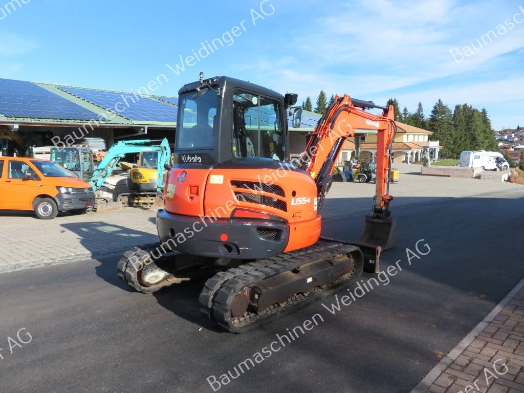 Kubota U 55-4 - Minikuormaaja: kuva Kubota U 55-4 - Minikuormaaja Kubota U 55-4 - Minikuormaaja: kuva Kubota U 55-4 - Minikuormaaja