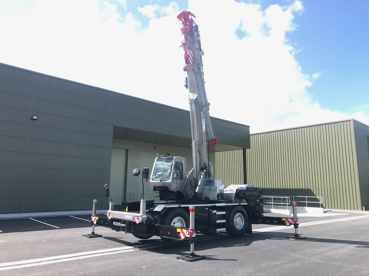 KATO CR-250Rv  - 25 Ton City Crane - Ajoneuvonosturi: kuva KATO CR-250Rv  - 25 Ton City Crane - Ajoneuvonosturi KATO CR-250Rv  - 25 Ton City Crane - Ajoneuvonosturi: kuva KATO CR-250Rv  - 25 Ton City Crane - Ajoneuvonosturi