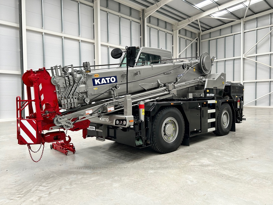 KATO CR-250Rv , 25 Ton City Crane with Only 1,991 hours - Ajoneuvonosturi: kuva KATO CR-250Rv , 25 Ton City Crane with Only 1,991 hours - Ajoneuvonosturi KATO CR-250Rv , 25 Ton City Crane with Only 1,991 hours - Ajoneuvonosturi: kuva KATO CR-250Rv , 25 Ton City Crane with Only 1,991 hours - Ajoneuvonosturi