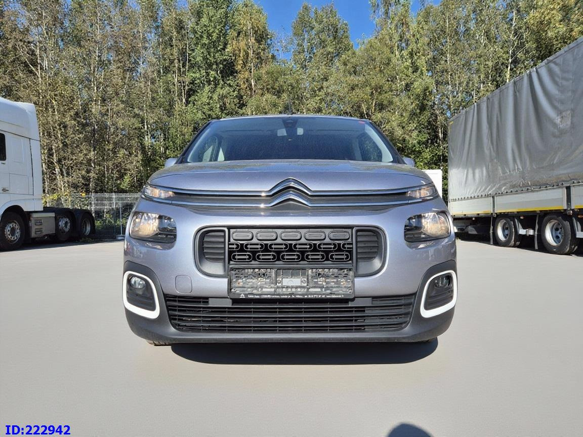 CITROEN Berlingo - Henkilöauto: kuva CITROEN Berlingo - Henkilöauto CITROEN Berlingo - Henkilöauto: kuva CITROEN Berlingo - Henkilöauto