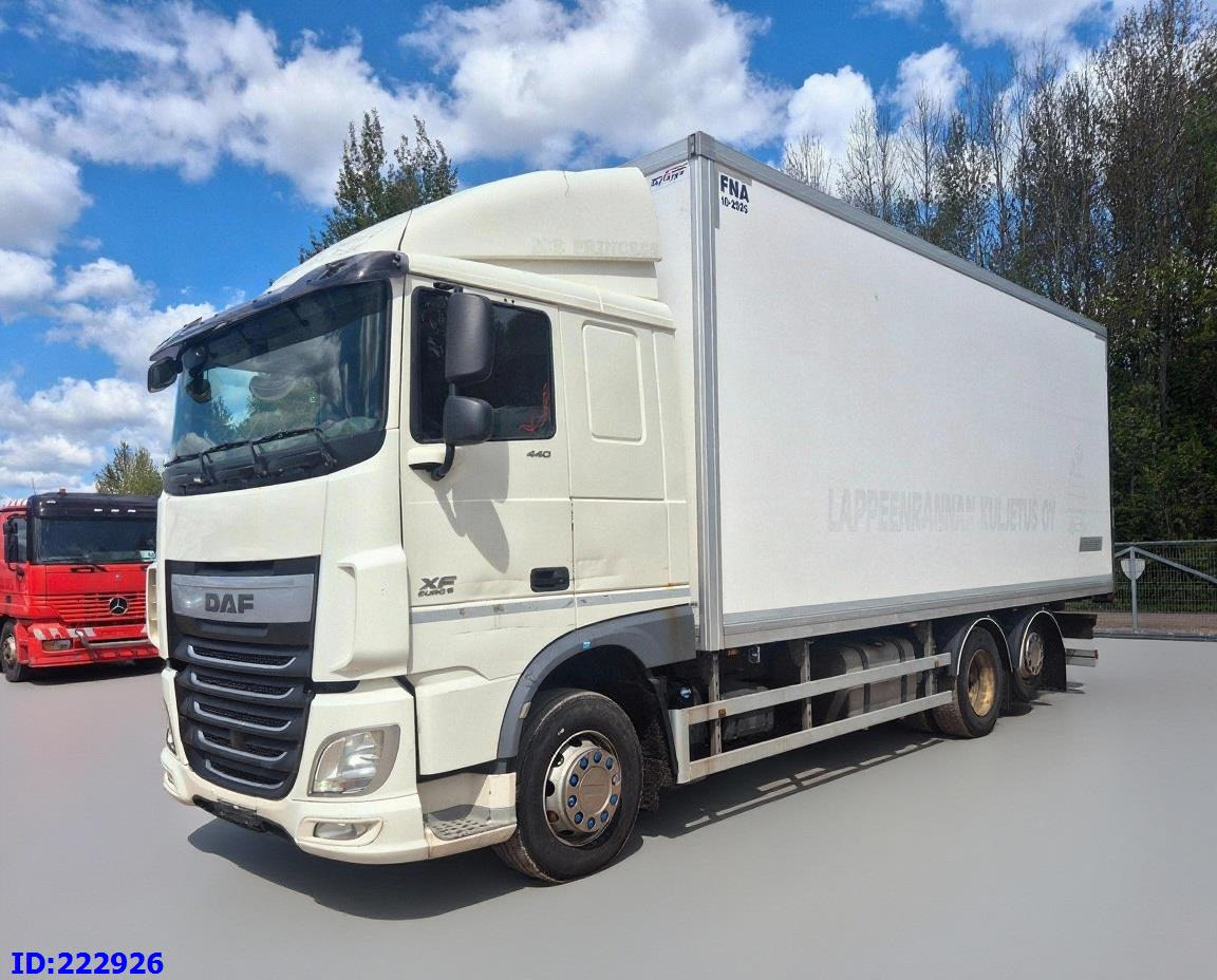 DAF XF 106 440 FAR 6x2 Euro6 - Isoterminen kuorma-auto: kuva DAF XF 106 440 FAR 6x2 Euro6 - Isoterminen kuorma-auto DAF XF 106 440 FAR 6x2 Euro6 - Isoterminen kuorma-auto: kuva DAF XF 106 440 FAR 6x2 Euro6 - Isoterminen kuorma-auto