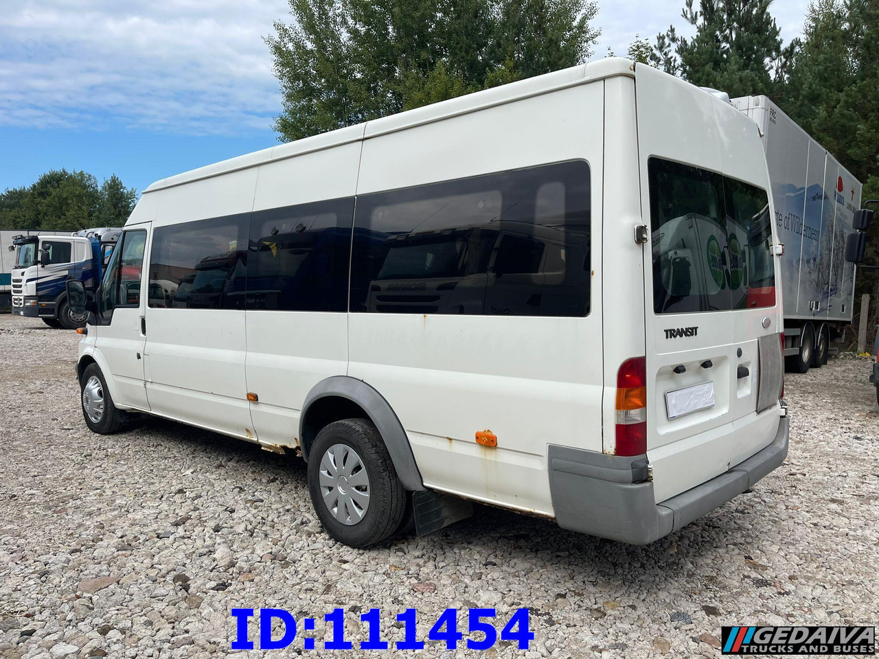 FORD Transit Manual 17-seater - Turistibussi: kuva FORD Transit Manual 17-seater - Turistibussi FORD Transit Manual 17-seater - Turistibussi: kuva FORD Transit Manual 17-seater - Turistibussi
