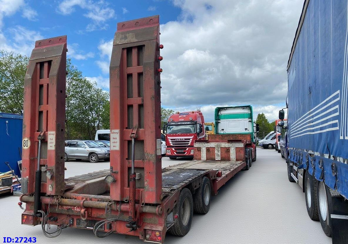 LANGENDORF Satbue 20/28 - Low bed - Apuvaunu puoliperävaunu: kuva LANGENDORF Satbue 20/28 - Low bed - Apuvaunu puoliperävaunu LANGENDORF Satbue 20/28 - Low bed - Apuvaunu puoliperävaunu: kuva LANGENDORF Satbue 20/28 - Low bed - Apuvaunu puoliperävaunu