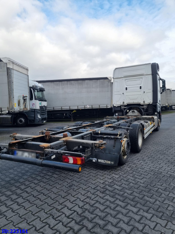 MERCEDES-BENZ Actros 2542 BDF 6x2 Euro6 - Kuorma-auto alusta: kuva MERCEDES-BENZ Actros 2542 BDF 6x2 Euro6 - Kuorma-auto alusta MERCEDES-BENZ Actros 2542 BDF 6x2 Euro6 - Kuorma-auto alusta: kuva MERCEDES-BENZ Actros 2542 BDF 6x2 Euro6 - Kuorma-auto alusta