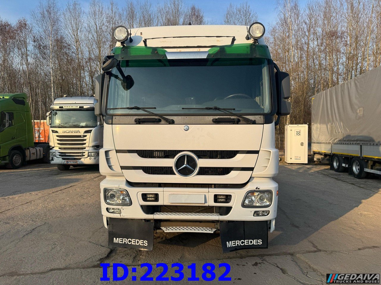 MERCEDES-BENZ Actros 2551 8x2 V8 Retarder - Koukkulava kuorma-auto: kuva MERCEDES-BENZ Actros 2551 8x2 V8 Retarder - Koukkulava kuorma-auto MERCEDES-BENZ Actros 2551 8x2 V8 Retarder - Koukkulava kuorma-auto: kuva MERCEDES-BENZ Actros 2551 8x2 V8 Retarder - Koukkulava kuorma-auto