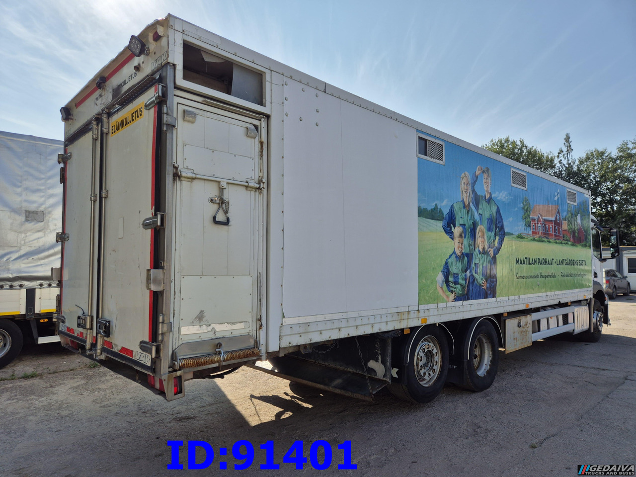 MERCEDES-BENZ Antos 2532 - 6x2 - Euro 6 - Animal transport - Eläinten kuljetus kuorma-auto: kuva MERCEDES-BENZ Antos 2532 - 6x2 - Euro 6 - Animal transport - Eläinten kuljetus kuorma-auto MERCEDES-BENZ Antos 2532 - 6x2 - Euro 6 - Animal transport - Eläinten kuljetus kuorma-auto: kuva MERCEDES-BENZ Antos 2532 - 6x2 - Euro 6 - Animal transport - Eläinten kuljetus kuorma-auto