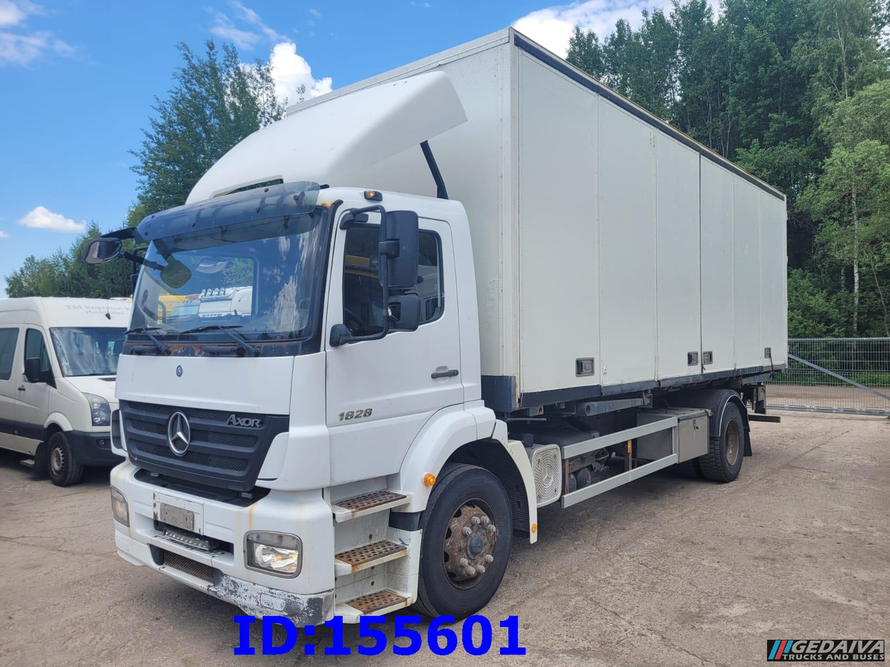 MERCEDES-BENZ Axor 1828 Manual - Isoterminen kuorma-auto: kuva MERCEDES-BENZ Axor 1828 Manual - Isoterminen kuorma-auto MERCEDES-BENZ Axor 1828 Manual - Isoterminen kuorma-auto: kuva MERCEDES-BENZ Axor 1828 Manual - Isoterminen kuorma-auto
