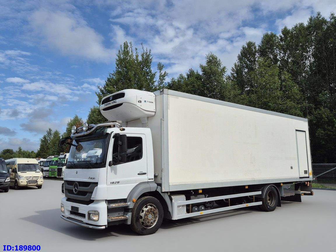 MERCEDES-BENZ Axor 1829 Euro5 Manual + Tail lift - Refrigeraattori kuorma-auto: kuva MERCEDES-BENZ Axor 1829 Euro5 Manual + Tail lift - Refrigeraattori kuorma-auto MERCEDES-BENZ Axor 1829 Euro5 Manual + Tail lift - Refrigeraattori kuorma-auto: kuva MERCEDES-BENZ Axor 1829 Euro5 Manual + Tail lift - Refrigeraattori kuorma-auto