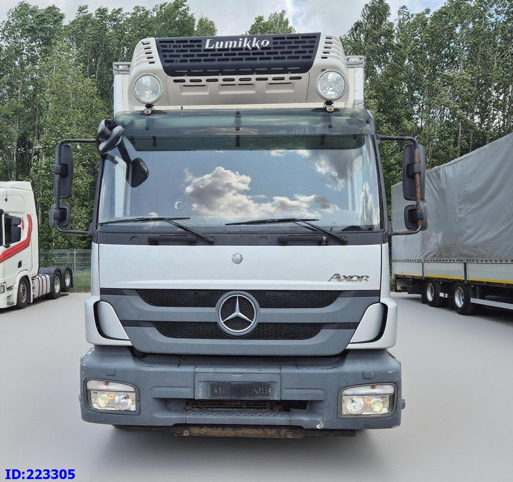 MERCEDES-BENZ Axor 1829 Euro5 Manual + Tail lift - Refrigeraattori kuorma-auto: kuva MERCEDES-BENZ Axor 1829 Euro5 Manual + Tail lift - Refrigeraattori kuorma-auto MERCEDES-BENZ Axor 1829 Euro5 Manual + Tail lift - Refrigeraattori kuorma-auto: kuva MERCEDES-BENZ Axor 1829 Euro5 Manual + Tail lift - Refrigeraattori kuorma-auto