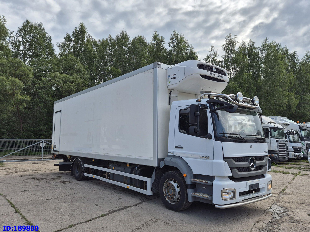 MERCEDES-BENZ Axor 1829 Euro5 Manual + Tail lift - Refrigeraattori kuorma-auto: kuva MERCEDES-BENZ Axor 1829 Euro5 Manual + Tail lift - Refrigeraattori kuorma-auto MERCEDES-BENZ Axor 1829 Euro5 Manual + Tail lift - Refrigeraattori kuorma-auto: kuva MERCEDES-BENZ Axor 1829 Euro5 Manual + Tail lift - Refrigeraattori kuorma-auto