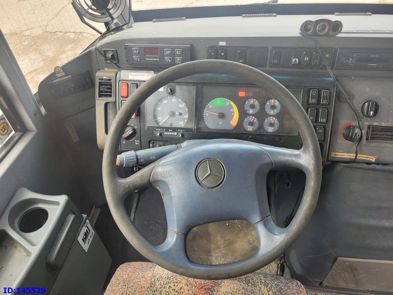 Minibussi, Turistibussi MERCEDES-BENZ Medio 26 Seat: kuva Minibussi, Turistibussi MERCEDES-BENZ Medio 26 Seat Minibussi, Turistibussi MERCEDES-BENZ Medio 26 Seat: kuva Minibussi, Turistibussi MERCEDES-BENZ Medio 26 Seat