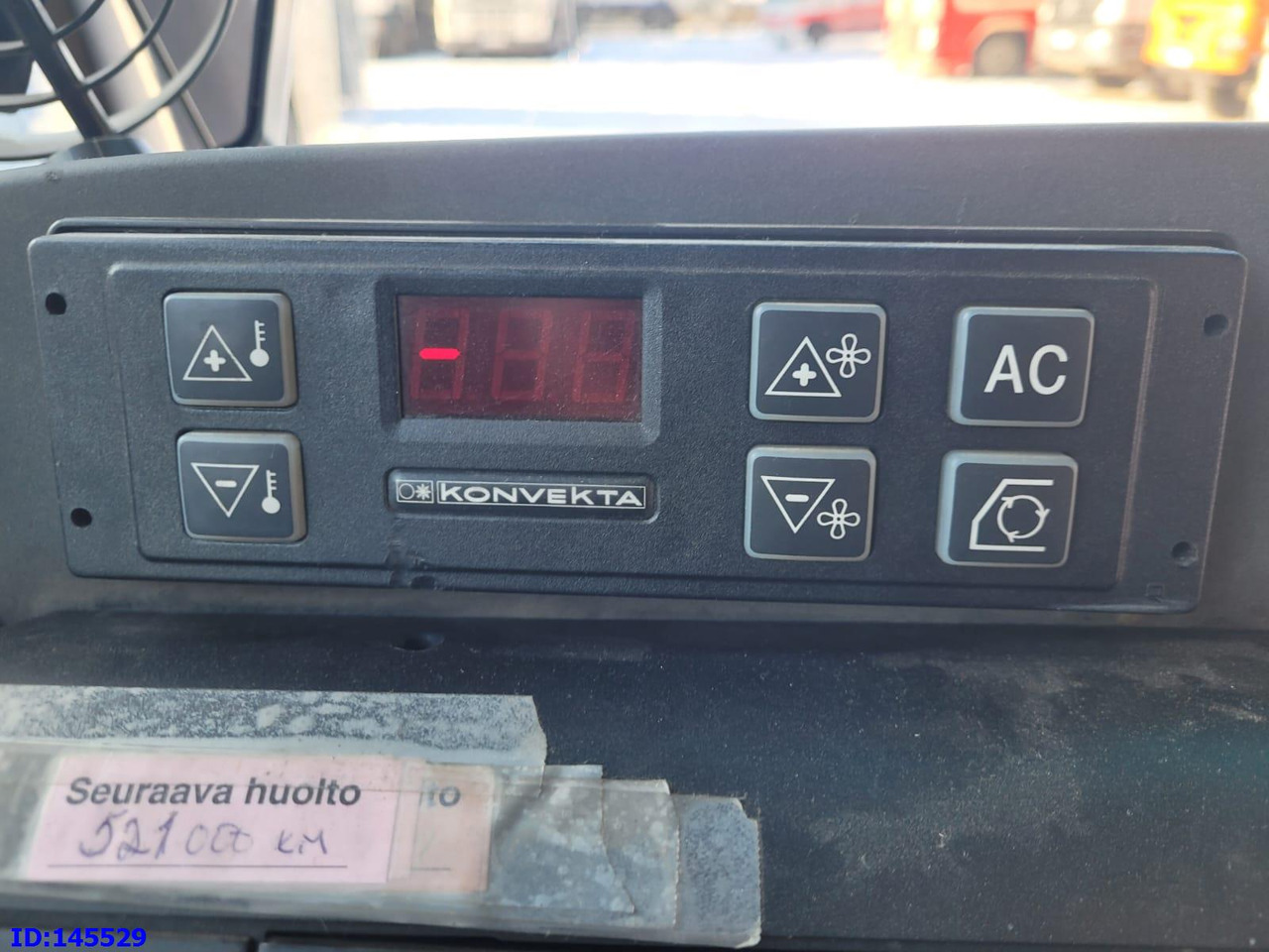 Minibussi, Turistibussi MERCEDES-BENZ Medio 26 Seat: kuva Minibussi, Turistibussi MERCEDES-BENZ Medio 26 Seat Minibussi, Turistibussi MERCEDES-BENZ Medio 26 Seat: kuva Minibussi, Turistibussi MERCEDES-BENZ Medio 26 Seat