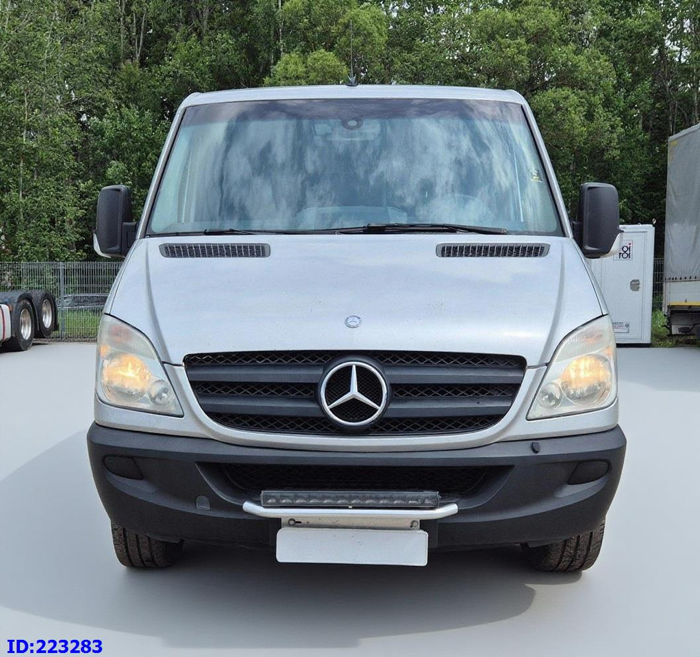 MERCEDES-BENZ Sprinter 313 - Kasten VIP -Euro5 - Minibussi, Pikkubussi: kuva MERCEDES-BENZ Sprinter 313 - Kasten VIP -Euro5 - Minibussi, Pikkubussi MERCEDES-BENZ Sprinter 313 - Kasten VIP -Euro5 - Minibussi, Pikkubussi: kuva MERCEDES-BENZ Sprinter 313 - Kasten VIP -Euro5 - Minibussi, Pikkubussi