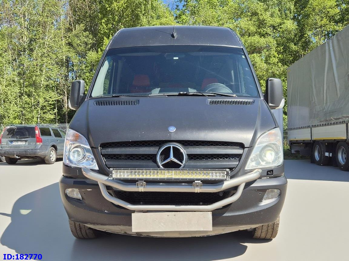 MERCEDES-BENZ Sprinter 319 VIP Euro5 - Minibussi, Pikkubussi: kuva MERCEDES-BENZ Sprinter 319 VIP Euro5 - Minibussi, Pikkubussi MERCEDES-BENZ Sprinter 319 VIP Euro5 - Minibussi, Pikkubussi: kuva MERCEDES-BENZ Sprinter 319 VIP Euro5 - Minibussi, Pikkubussi