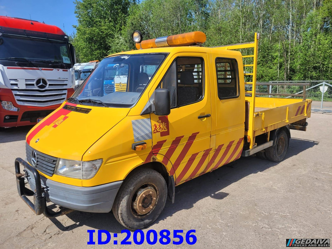 MERCEDES-BENZ Sprinter 408D - 5 Seater - Lava-kuorma-auto: kuva MERCEDES-BENZ Sprinter 408D - 5 Seater - Lava-kuorma-auto MERCEDES-BENZ Sprinter 408D - 5 Seater - Lava-kuorma-auto: kuva MERCEDES-BENZ Sprinter 408D - 5 Seater - Lava-kuorma-auto