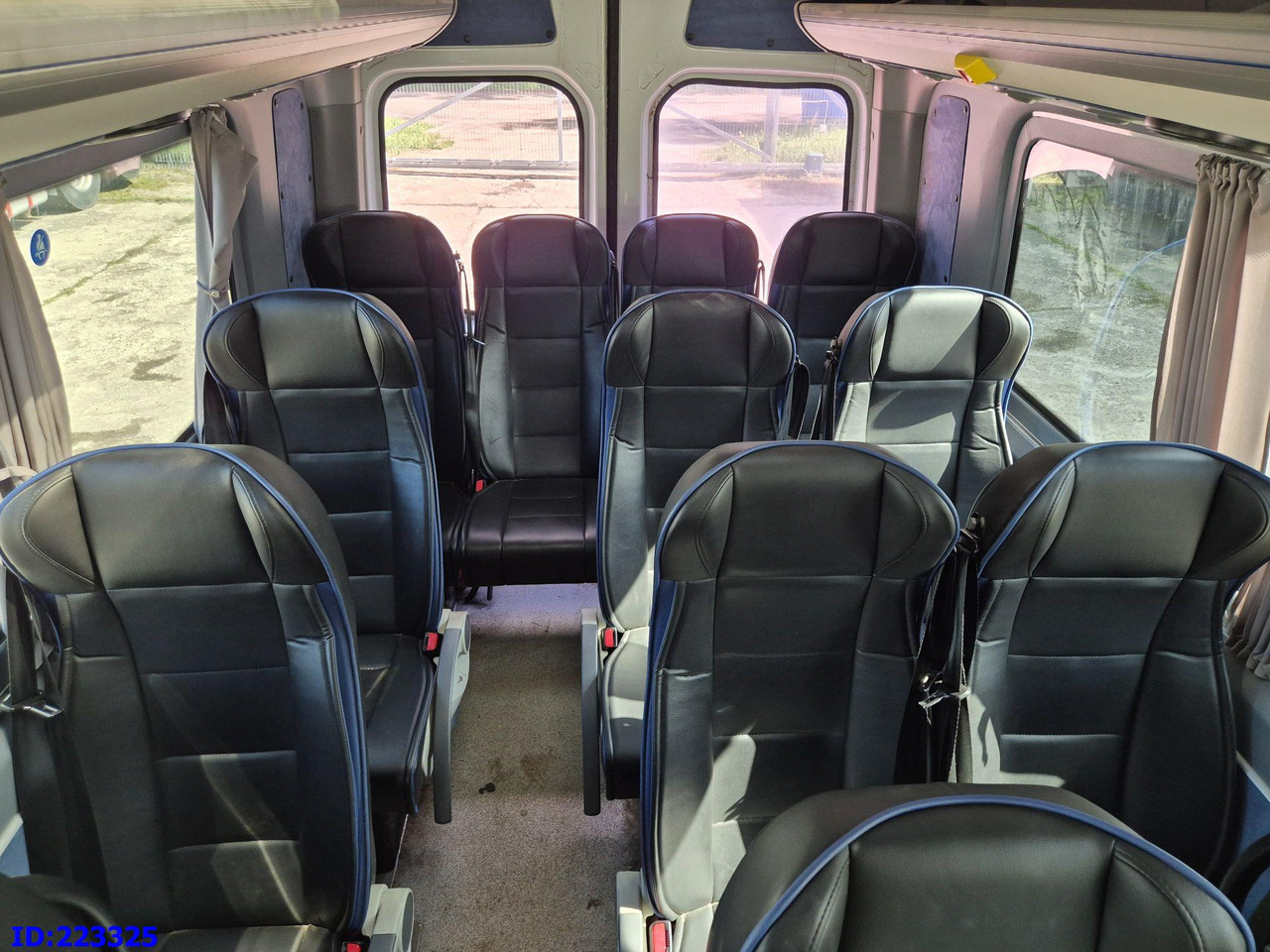 Turistibussi MERCEDES-BENZ Sprinter 516 XXL 24 places Euro6: kuva Turistibussi MERCEDES-BENZ Sprinter 516 XXL 24 places Euro6