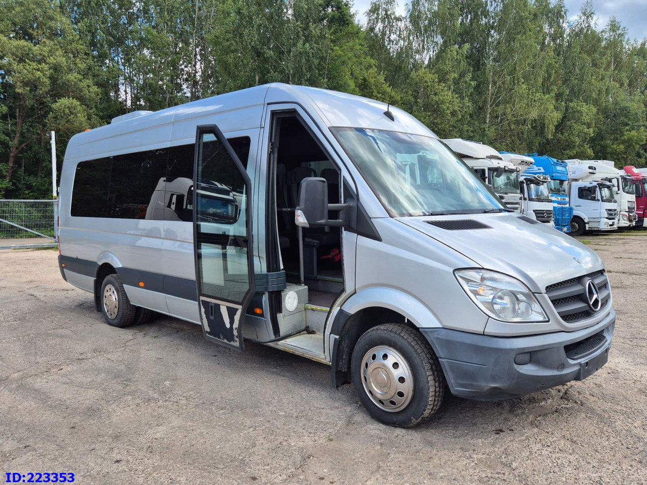MERCEDES-BENZ Sprinter 518 - 23 Seater - Turistibussi: kuva MERCEDES-BENZ Sprinter 518 - 23 Seater - Turistibussi MERCEDES-BENZ Sprinter 518 - 23 Seater - Turistibussi: kuva MERCEDES-BENZ Sprinter 518 - 23 Seater - Turistibussi