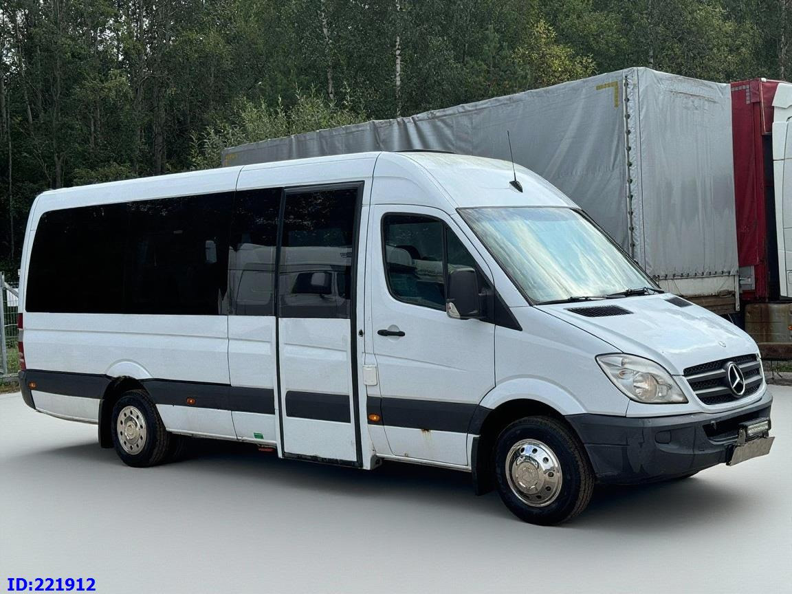 MERCEDES-BENZ Sprinter 518 VIP 17-Place - Minibussi, Pikkubussi: kuva MERCEDES-BENZ Sprinter 518 VIP 17-Place - Minibussi, Pikkubussi MERCEDES-BENZ Sprinter 518 VIP 17-Place - Minibussi, Pikkubussi: kuva MERCEDES-BENZ Sprinter 518 VIP 17-Place - Minibussi, Pikkubussi