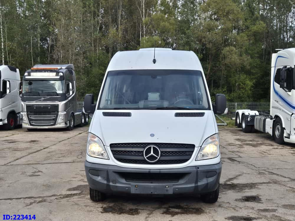 MERCEDES-BENZ Sprinter 519 VIP - 17 Seater Euro5 - Turistibussi: kuva MERCEDES-BENZ Sprinter 519 VIP - 17 Seater Euro5 - Turistibussi MERCEDES-BENZ Sprinter 519 VIP - 17 Seater Euro5 - Turistibussi: kuva MERCEDES-BENZ Sprinter 519 VIP - 17 Seater Euro5 - Turistibussi