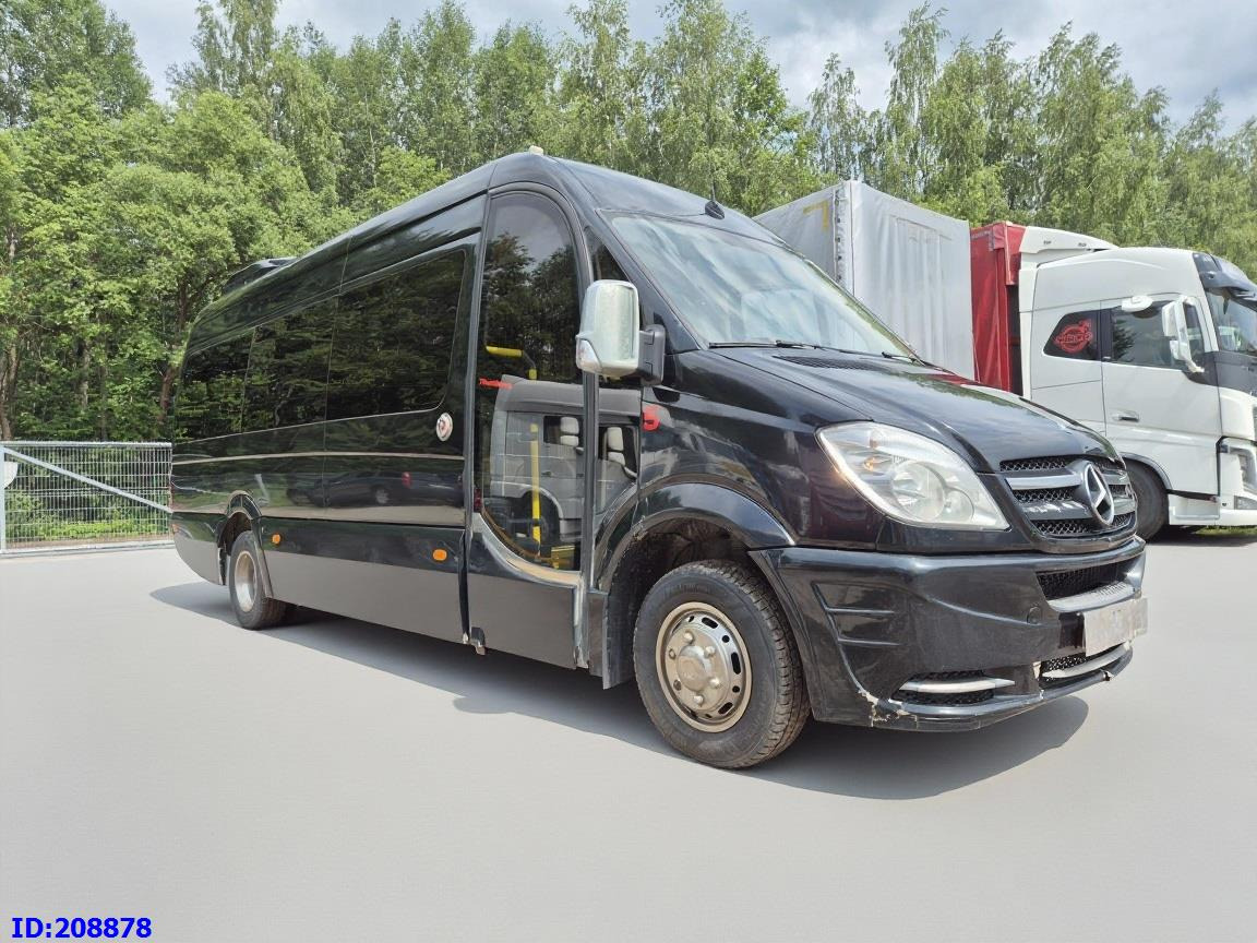 MERCEDES-BENZ Sprinter 519 -VIP- 17 places - Minibussi, Pikkubussi: kuva MERCEDES-BENZ Sprinter 519 -VIP- 17 places - Minibussi, Pikkubussi MERCEDES-BENZ Sprinter 519 -VIP- 17 places - Minibussi, Pikkubussi: kuva MERCEDES-BENZ Sprinter 519 -VIP- 17 places - Minibussi, Pikkubussi