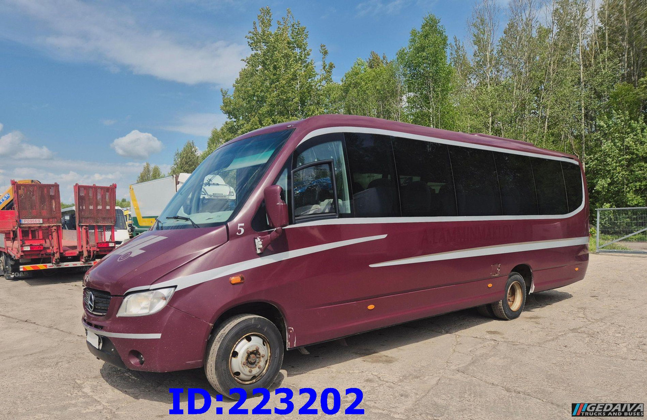 MERCEDES-BENZ Sunrider 818D Vario 33 - Seater - Turistibussi: kuva MERCEDES-BENZ Sunrider 818D Vario 33 - Seater - Turistibussi MERCEDES-BENZ Sunrider 818D Vario 33 - Seater - Turistibussi: kuva MERCEDES-BENZ Sunrider 818D Vario 33 - Seater - Turistibussi