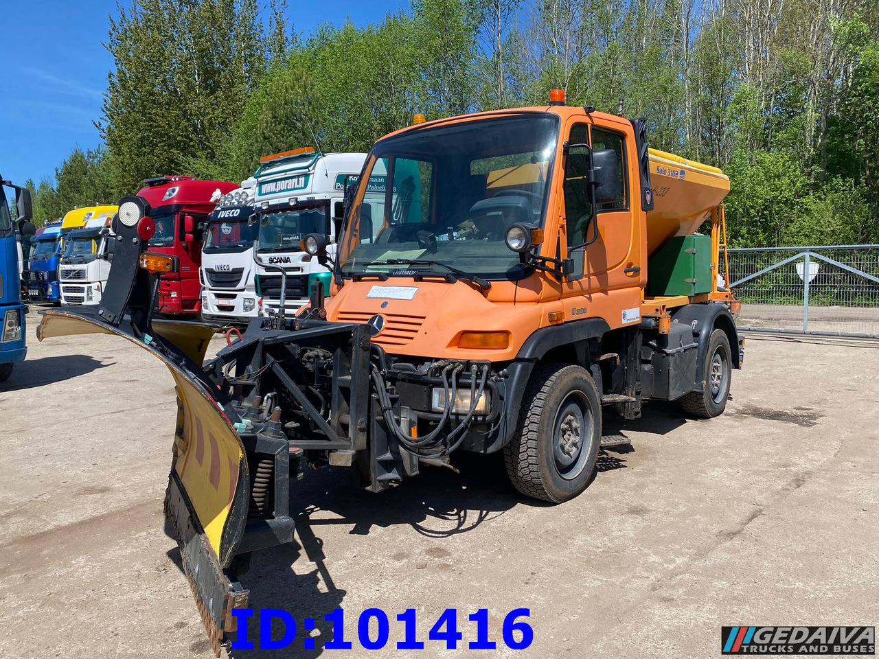 MERCEDES-BENZ Unimog U300 4X4 - Lumikone: kuva MERCEDES-BENZ Unimog U300 4X4 - Lumikone MERCEDES-BENZ Unimog U300 4X4 - Lumikone: kuva MERCEDES-BENZ Unimog U300 4X4 - Lumikone